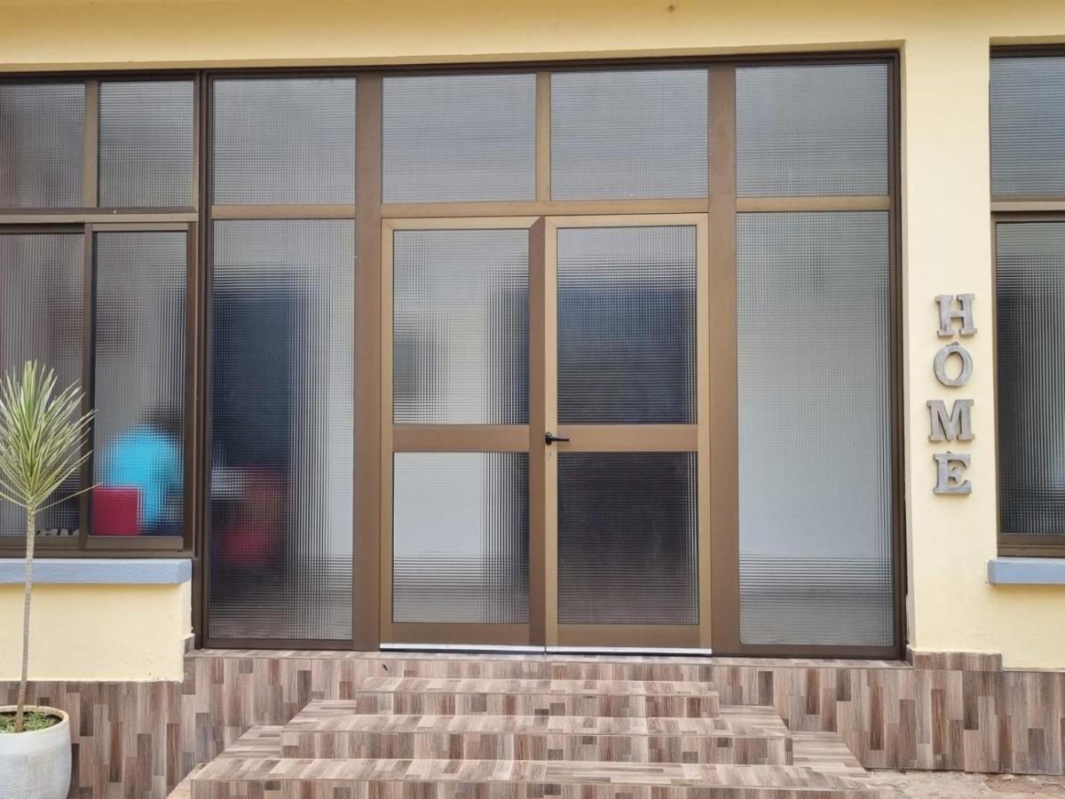 Appart Hotel Mireille Yaoundé Dış mekan fotoğraf