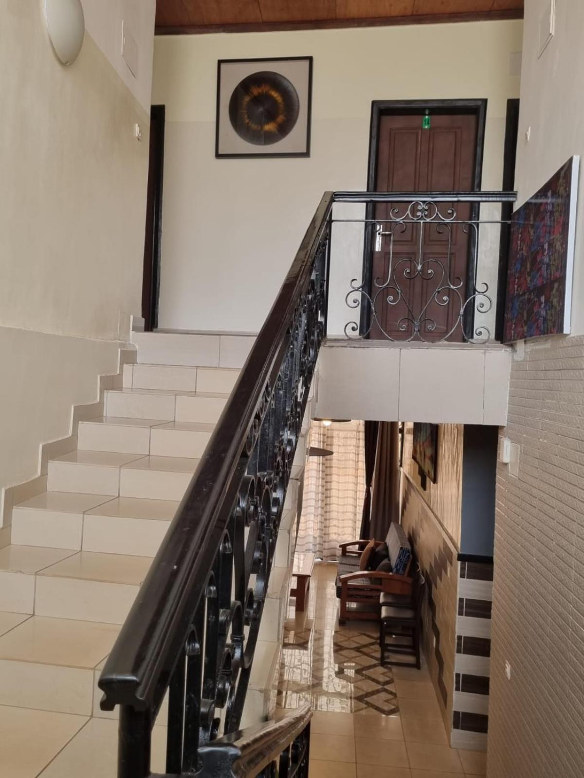 Appart Hotel Mireille Yaoundé Dış mekan fotoğraf