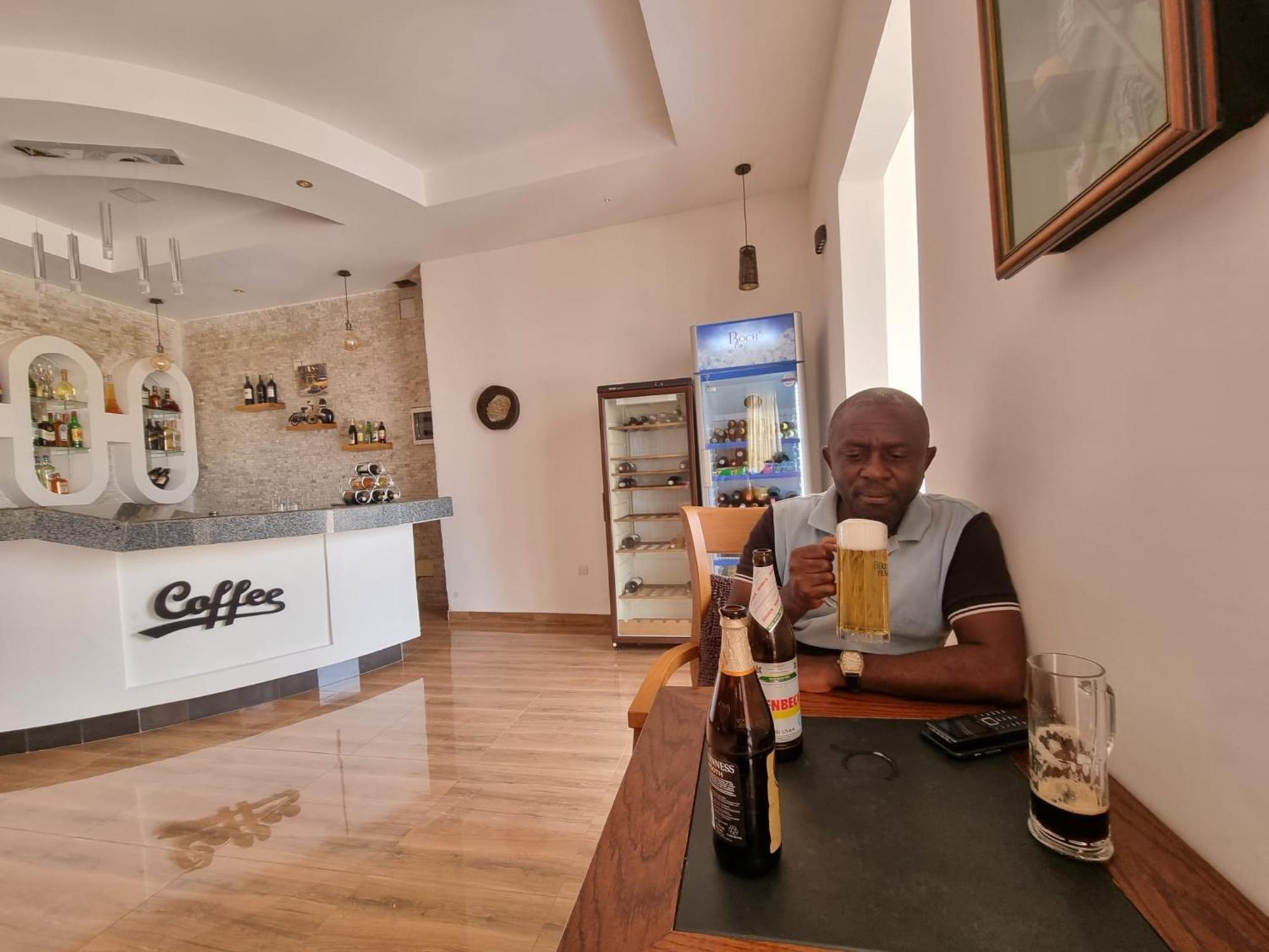 Appart Hotel Mireille Yaoundé Dış mekan fotoğraf