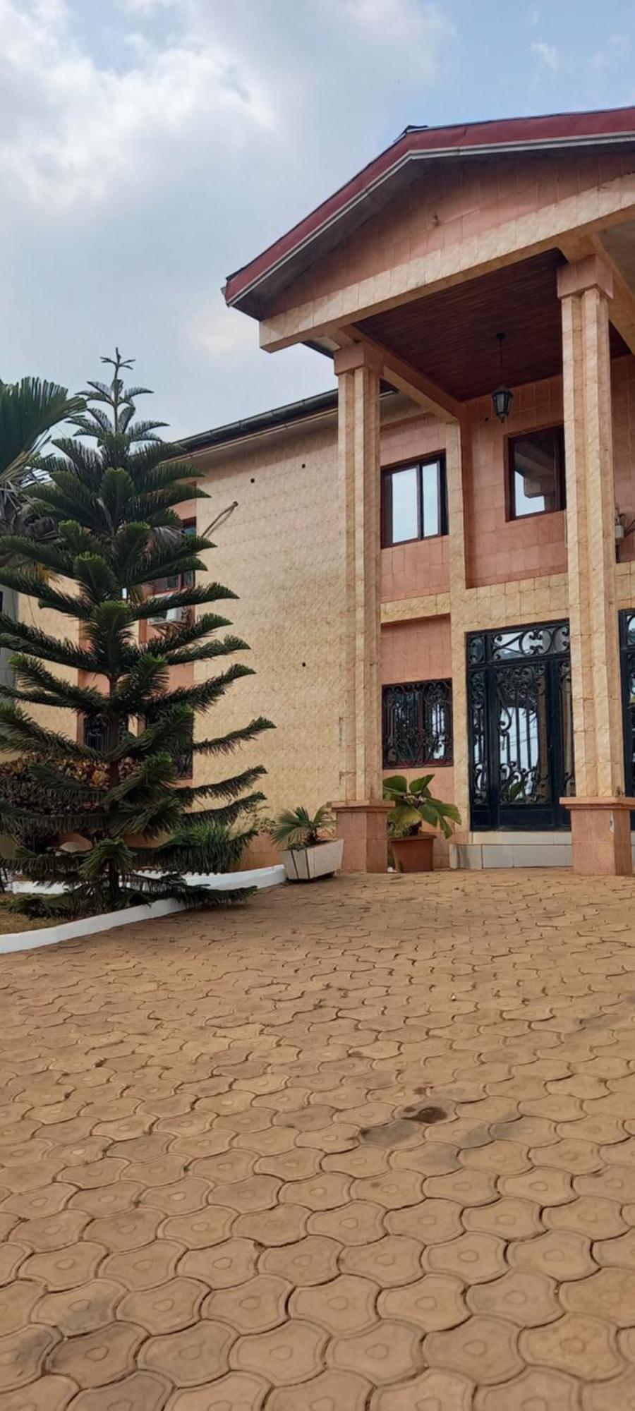 Appart Hotel Mireille Yaoundé Dış mekan fotoğraf